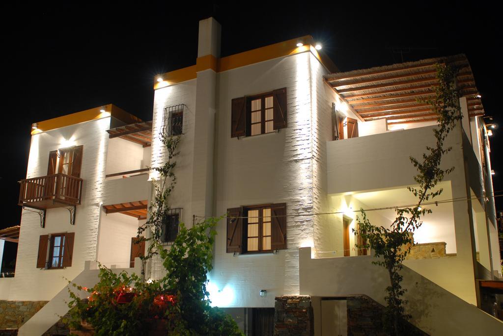 Aparthotel Ligaries Kini Esterno foto