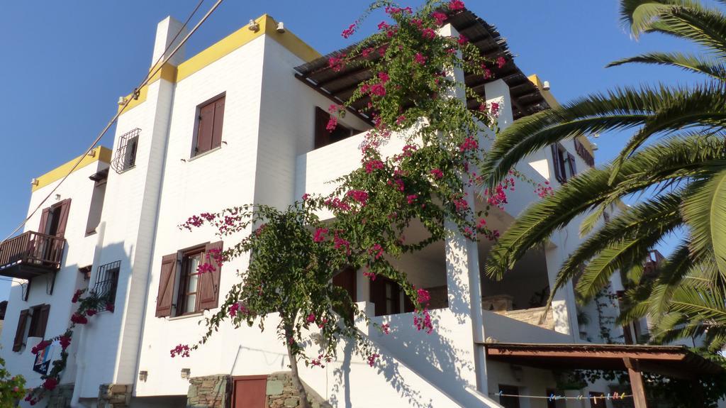 Aparthotel Ligaries Kini Esterno foto